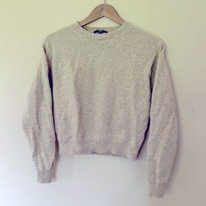 Uniqlo 100% cream wool sweater, xs.